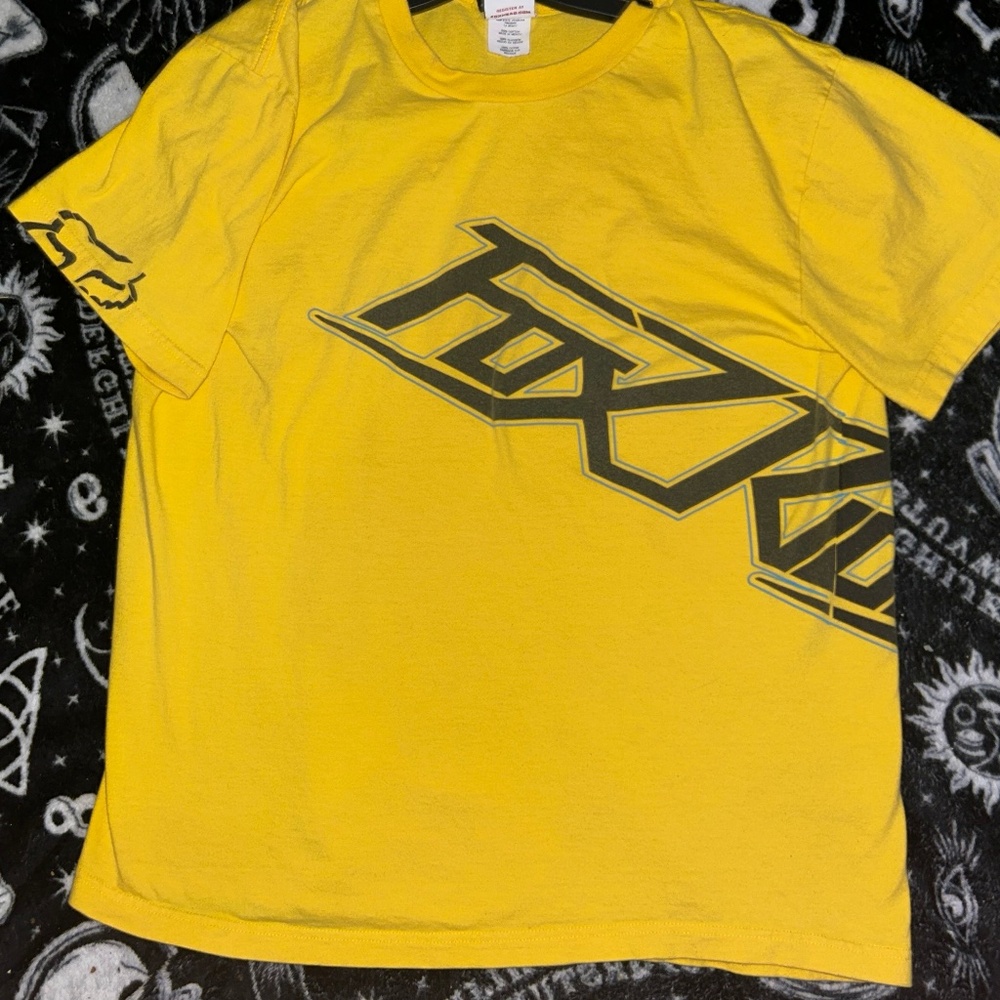 Rare Fox T shirt y2k size large